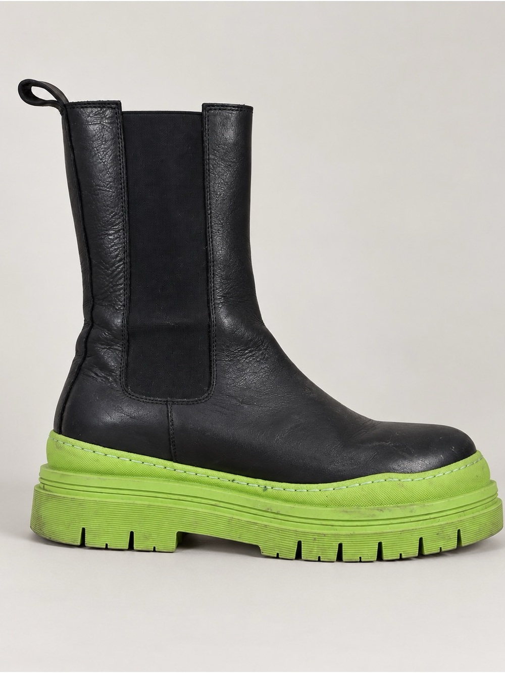 L'INTERVALLE Black Leather Chelsea Boot with Neon Green Platform Sole